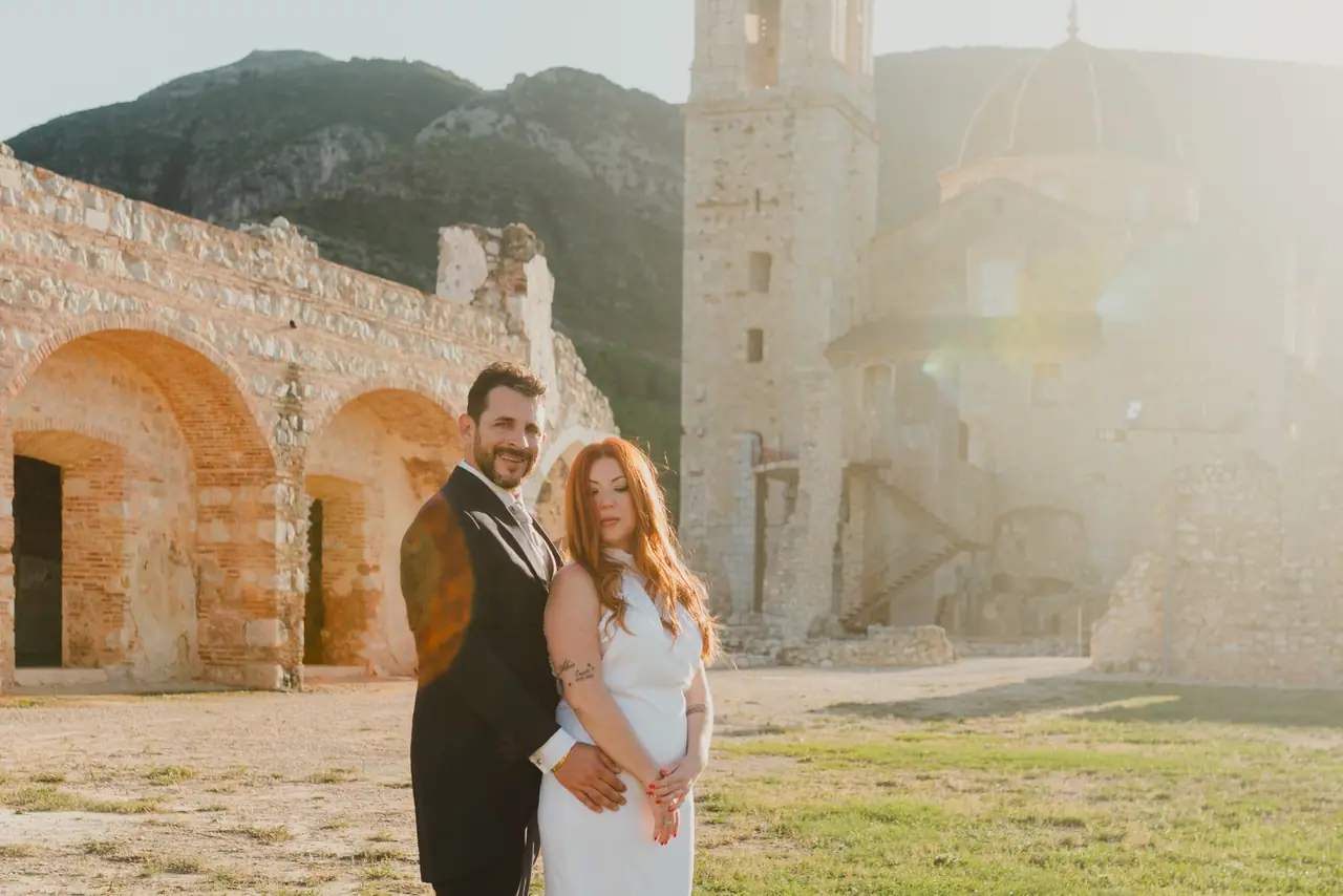 Sesión de postboda: monasterio ruinas campanario
